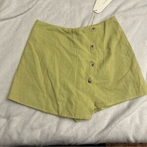 Anthropologie - Flat White Button Wrap Mini Skort - Light Green - Size XS